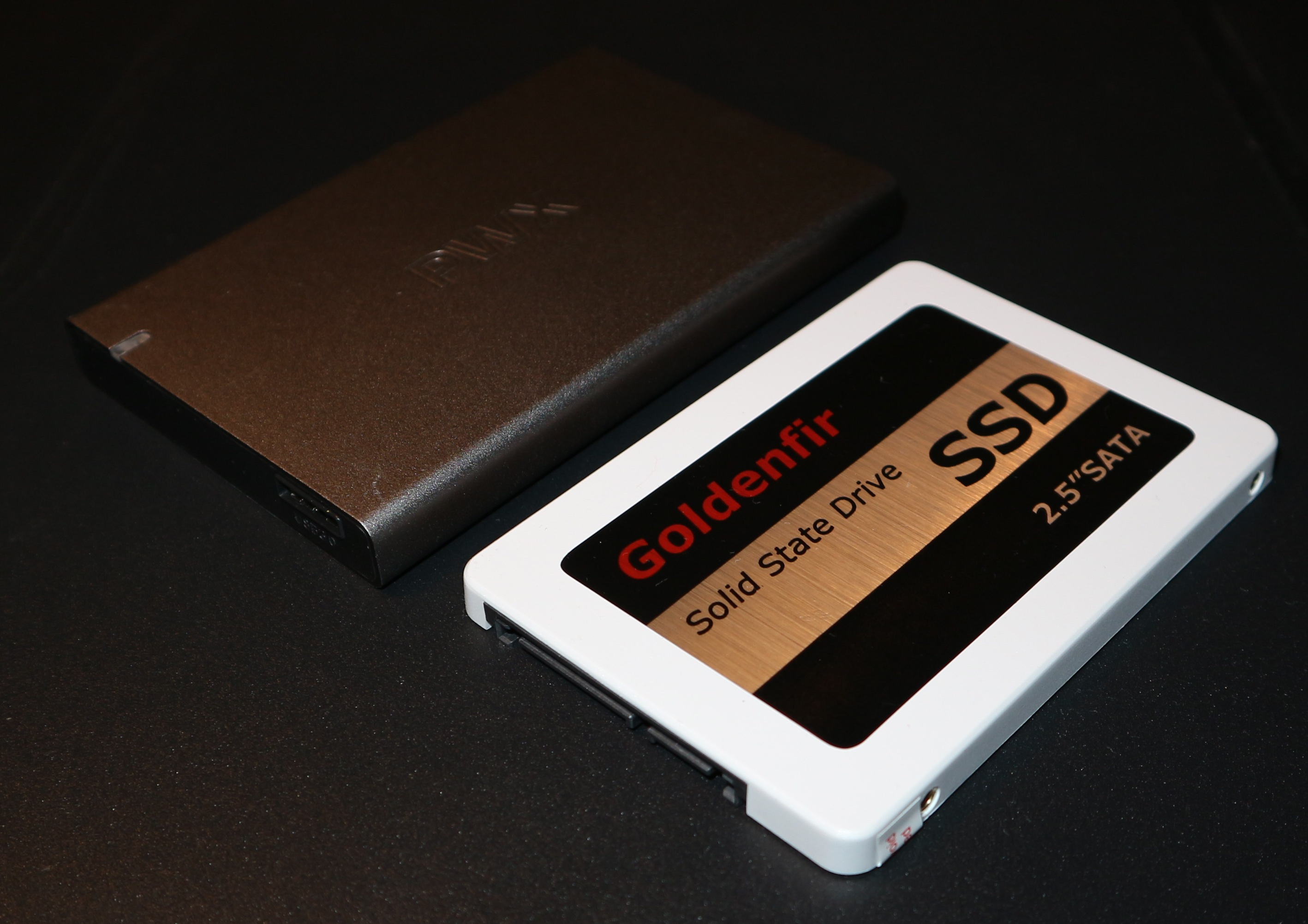 SSD SATA-III Festplatte (6GB pro Sekunde) mit 256GB - Kassa, PC und Laptop beschleunigen