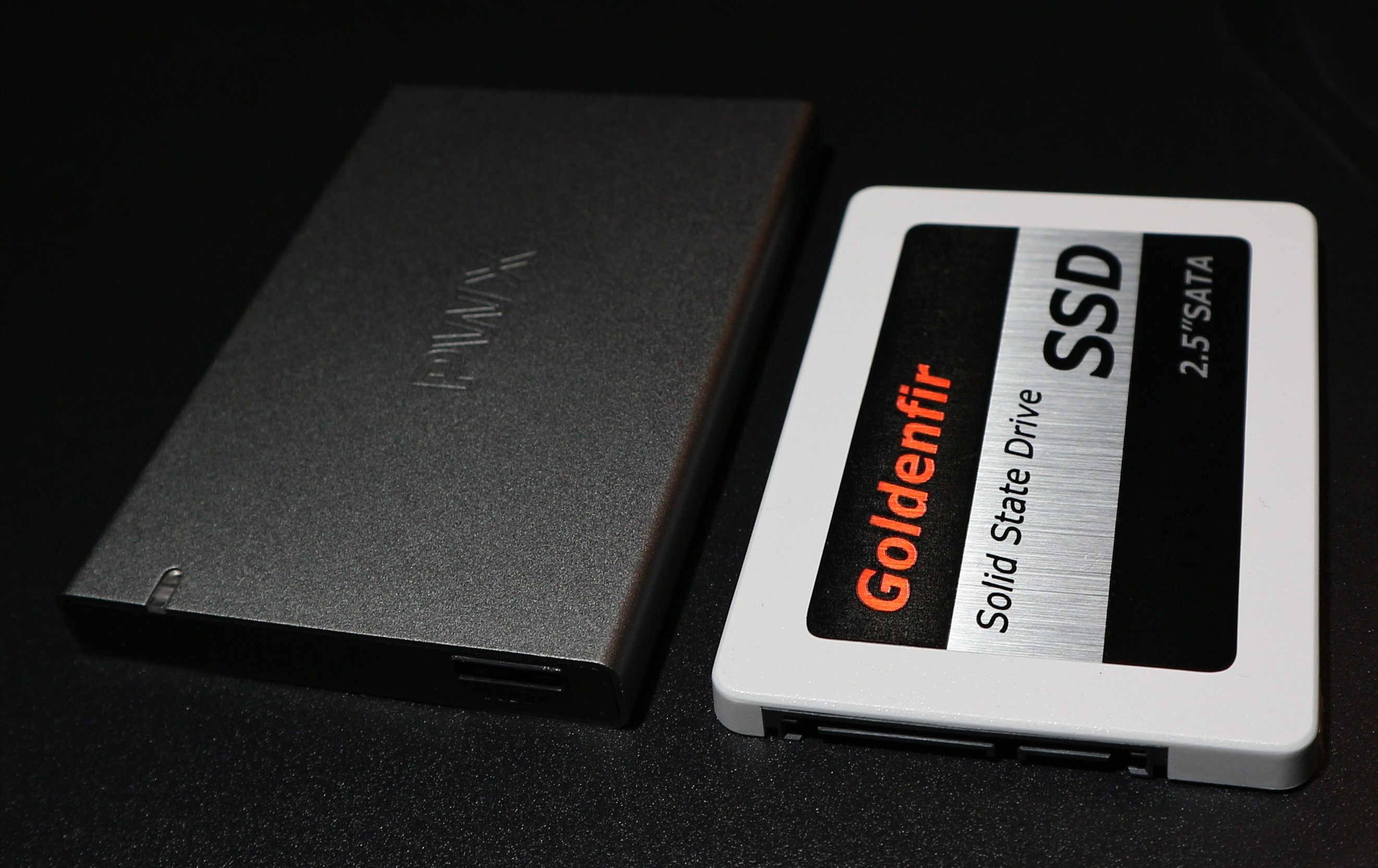 SSD SATA-III Festplatte (6GB pro Sekunde) mit 256GB - Kassa, PC und Laptop beschleunigen